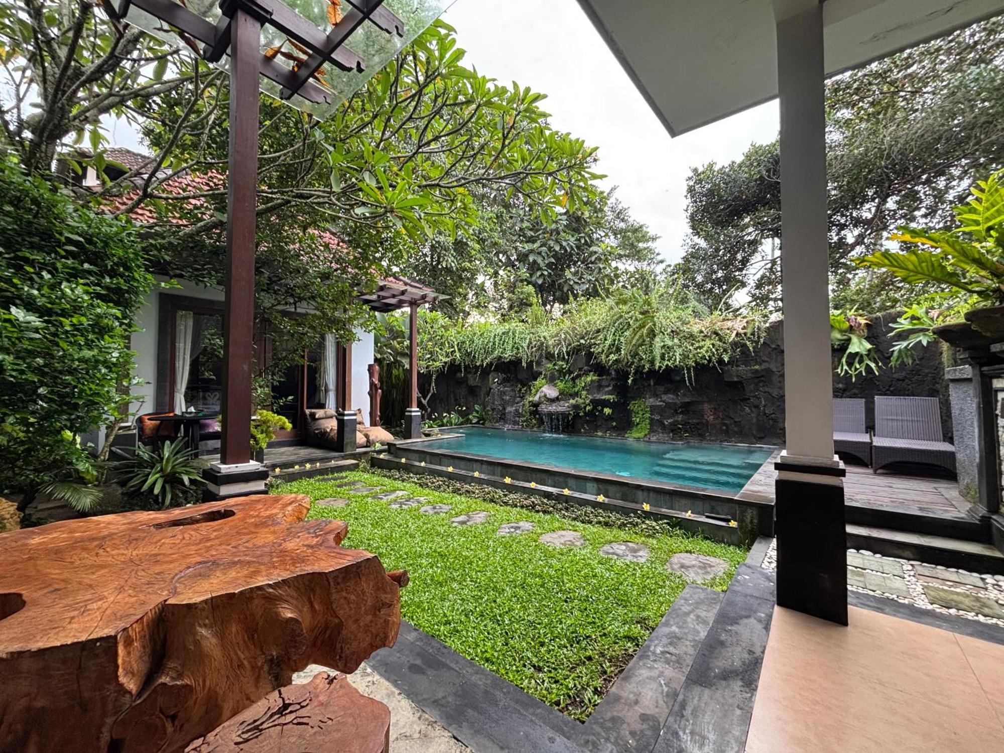 Bumbung Sari Villa Ubud Eksteriør billede