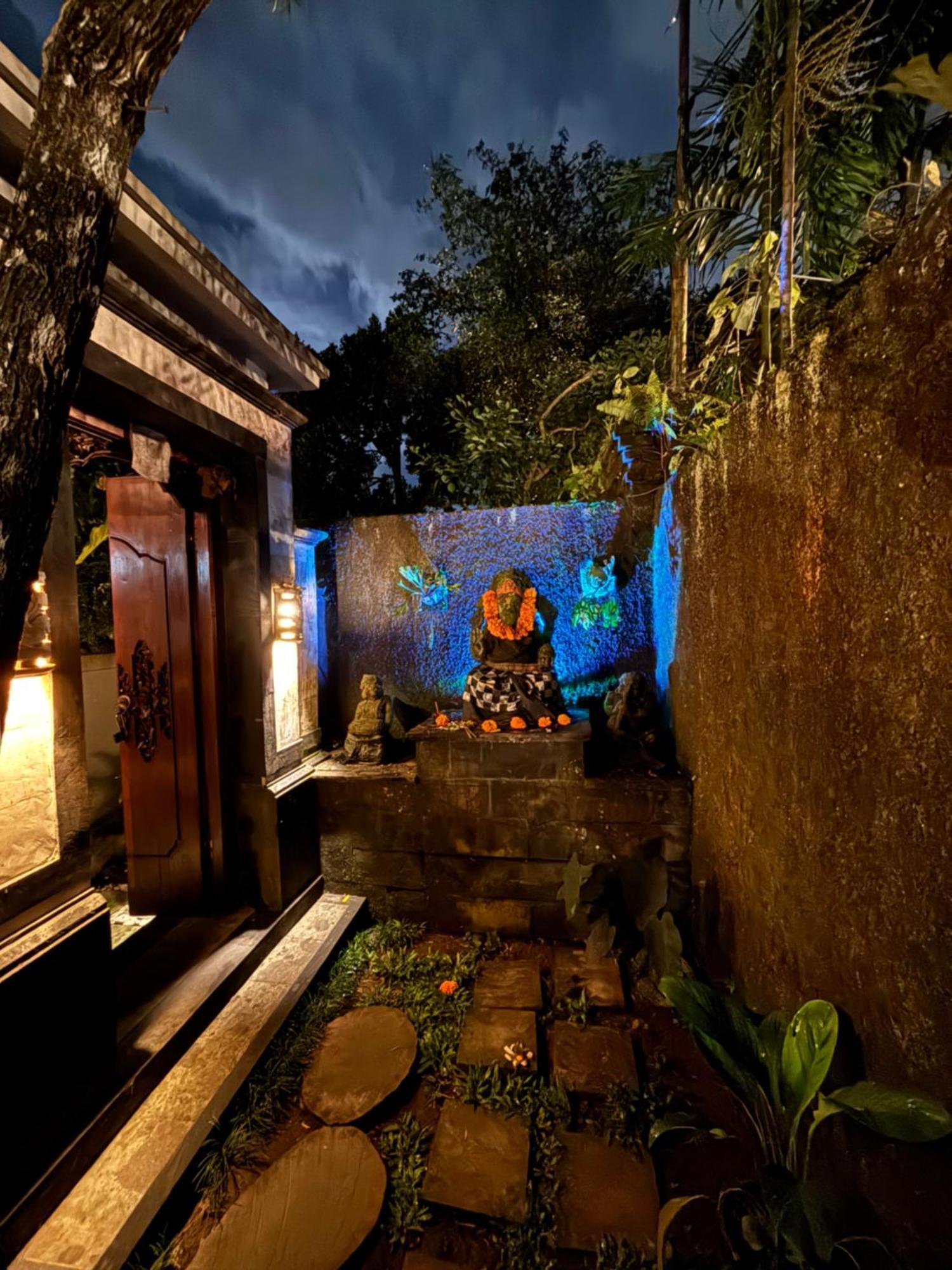 Bumbung Sari Villa Ubud Eksteriør billede