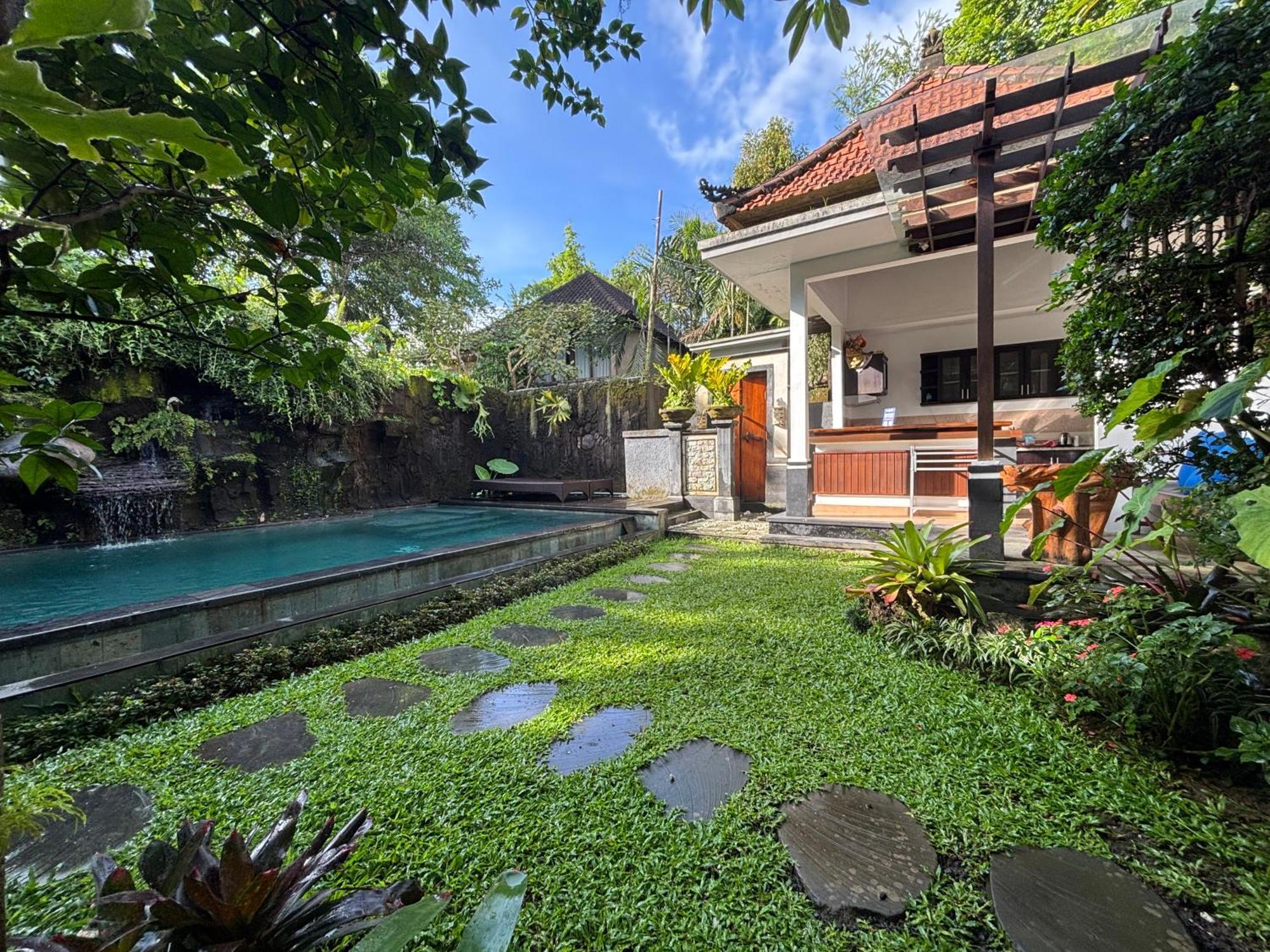 Bumbung Sari Villa Ubud Eksteriør billede